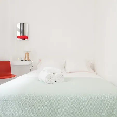 Heart Of St-germain & Odeon - 2br - Vacation Parijs