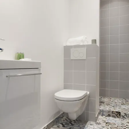 Heart Of St-germain & Odeon - 2br - Vacation Appartement Parijs